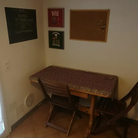 Piazza San Martino Apartment