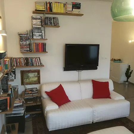 Apartment Piazza San Martino Bologna